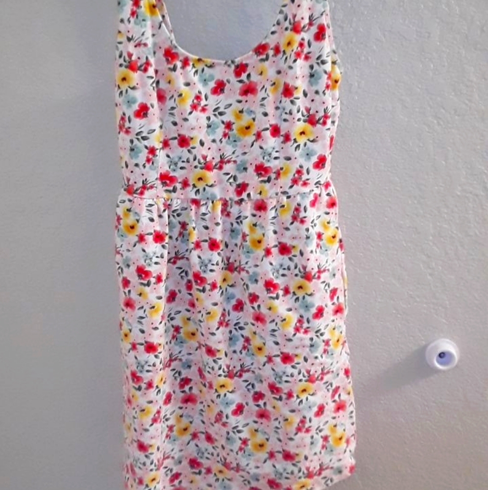 Short cute dress with pockets!!!!